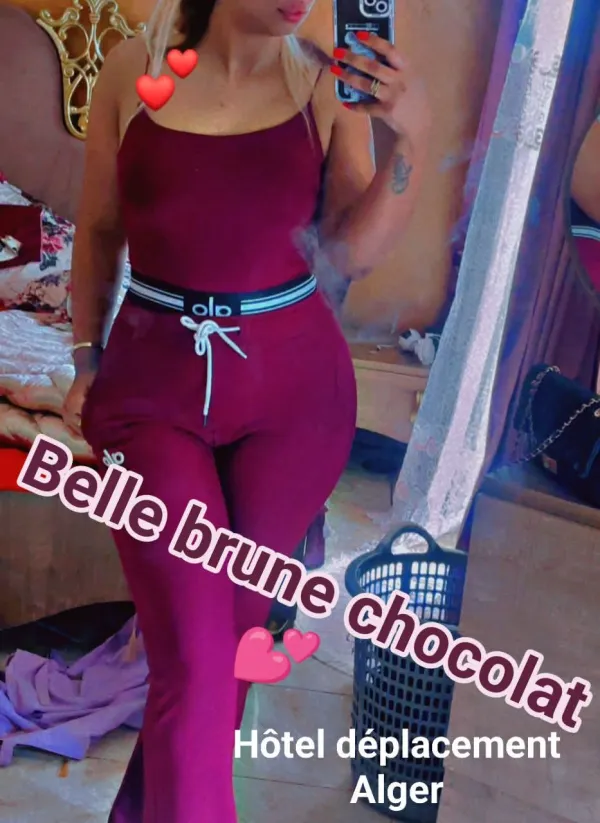 Chocolat Avatar Bg