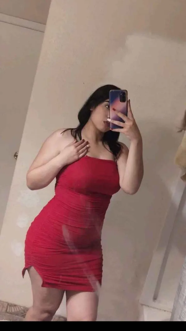 Bouchra Labrune Avatar Bg