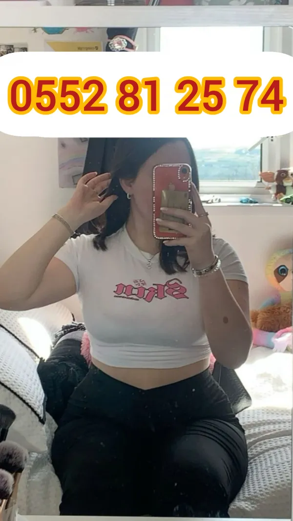 Bouchra Labrune Avatar Bg