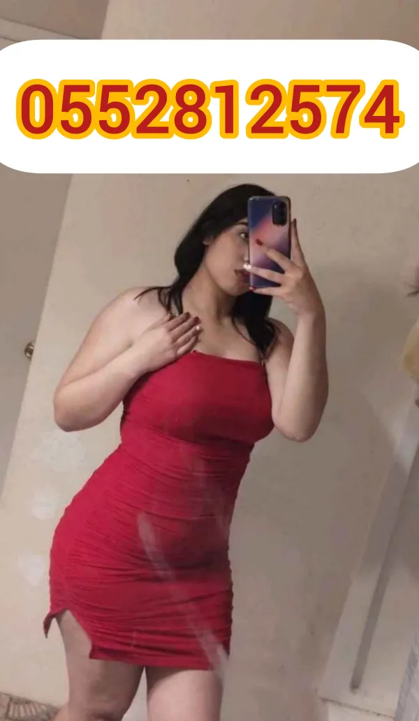 Bouchra Labrune Avatar Bg