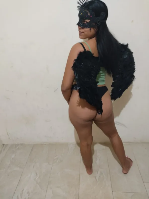 Alejandra Avatar Bg