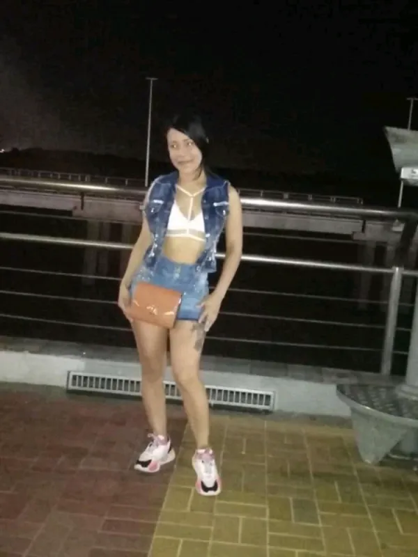 Alexa Avatar Bg