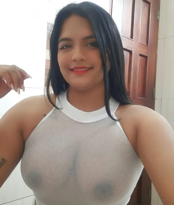 Isabela Avatar Bg
