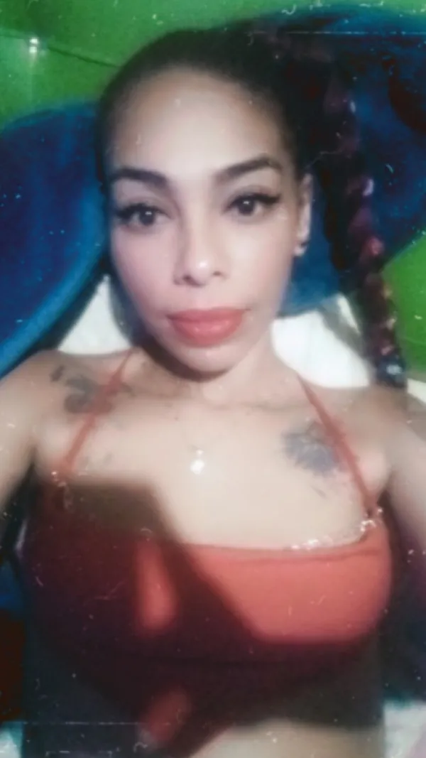 Vanesaa Avatar Bg
