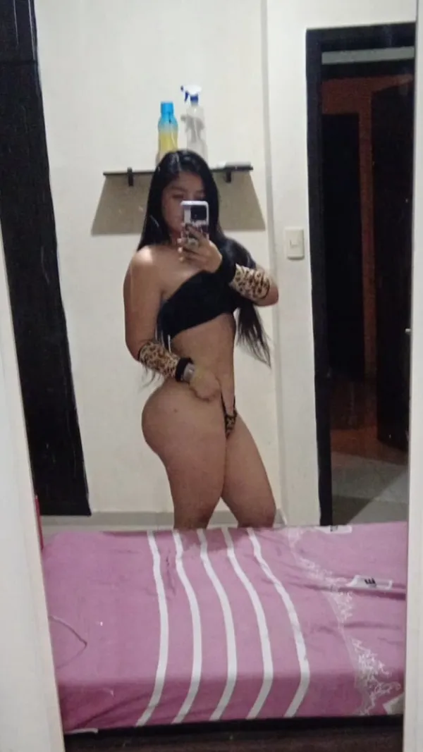Micaela Avatar Bg