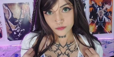 Sexy modelo universitaria nueva en la ciudad