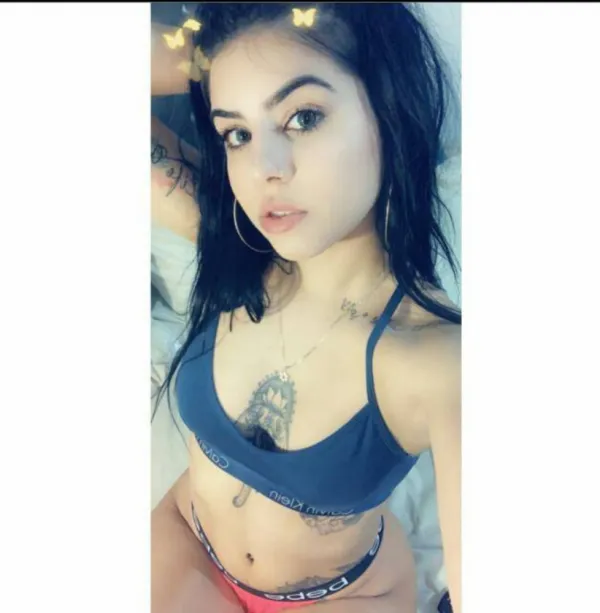 Eliana Avatar Bg