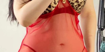 بيسسسو ساخنه انا هنا من اجلك جميع الاوضاع متاحه