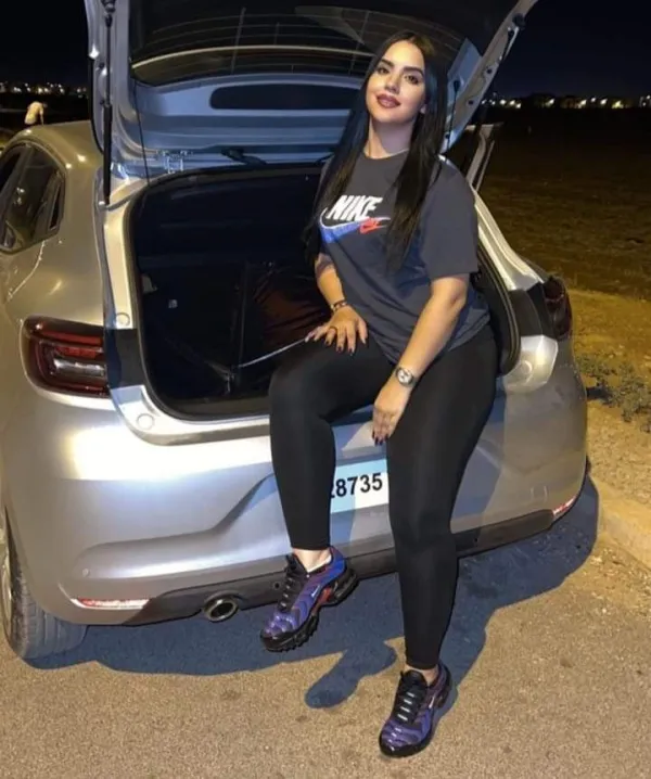 زيزى Avatar Bg