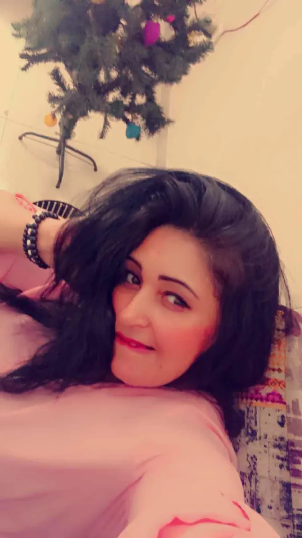 سالى Avatar Bg