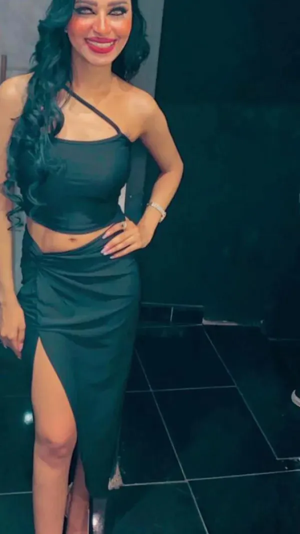 Roro Avatar Bg
