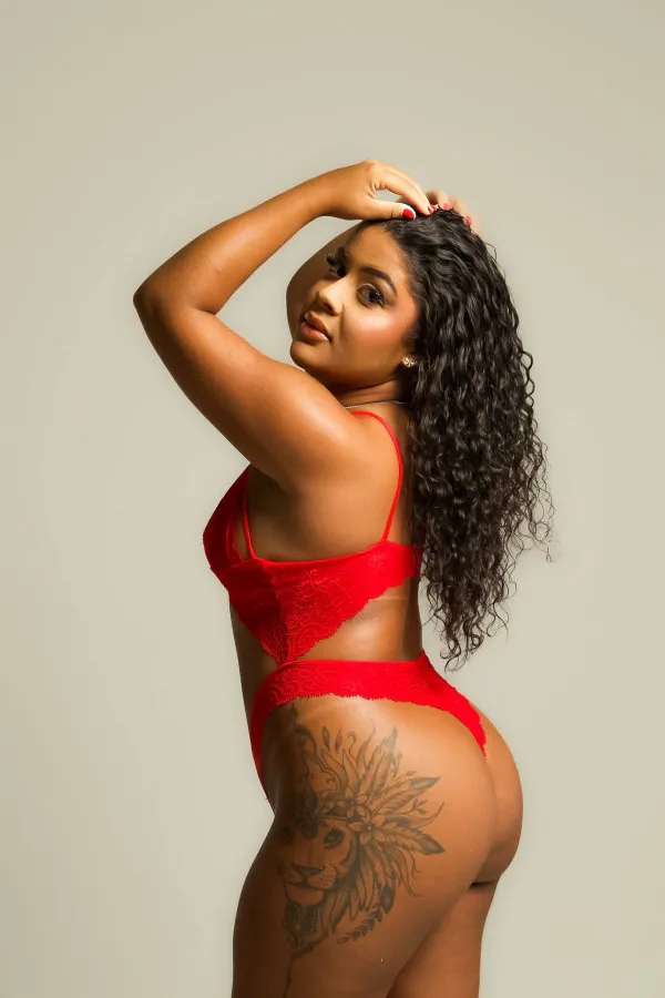 Maria Fernandez Avatar Bg