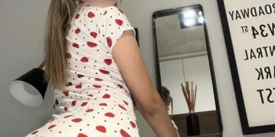 REBECA SEPARADA CON GANAS DE METERMELA EN LA BOCA !!