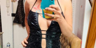 Camila colonbiana BONJOUR JE M' APELLE CAMILa UNE JEUNE TRANS AVEC grose bite