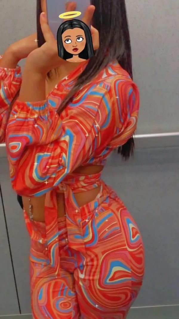 Maya Avatar Bg