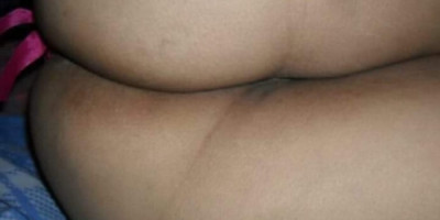 Fille sensuelle Et cent pour cent aimant