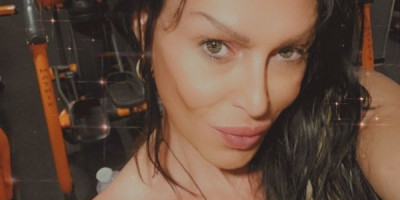 MAITRESSE MAGNIFIQUE MENTION TREES BIEN ET SENSUELLE