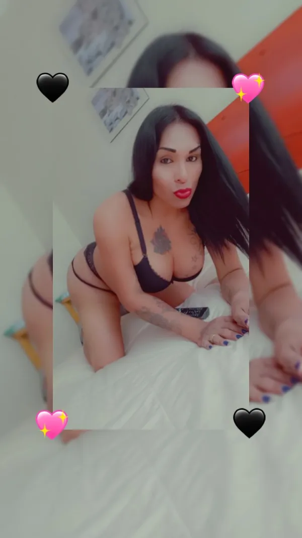 Treyssi Avatar Bg