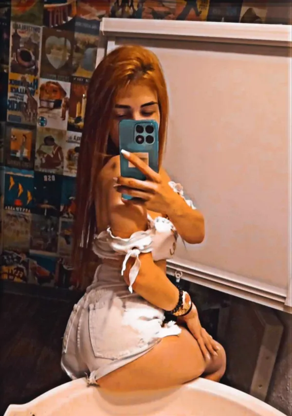 Anee Avatar Bg