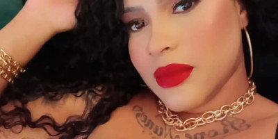 Fille brésilienne chaude prête à vous satisfaire