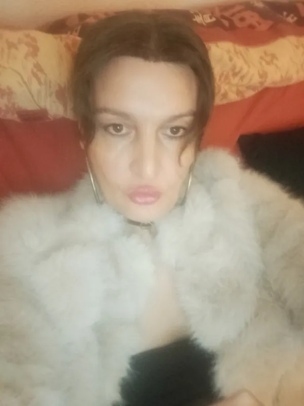 Tinafemmetrans Avatar Bg