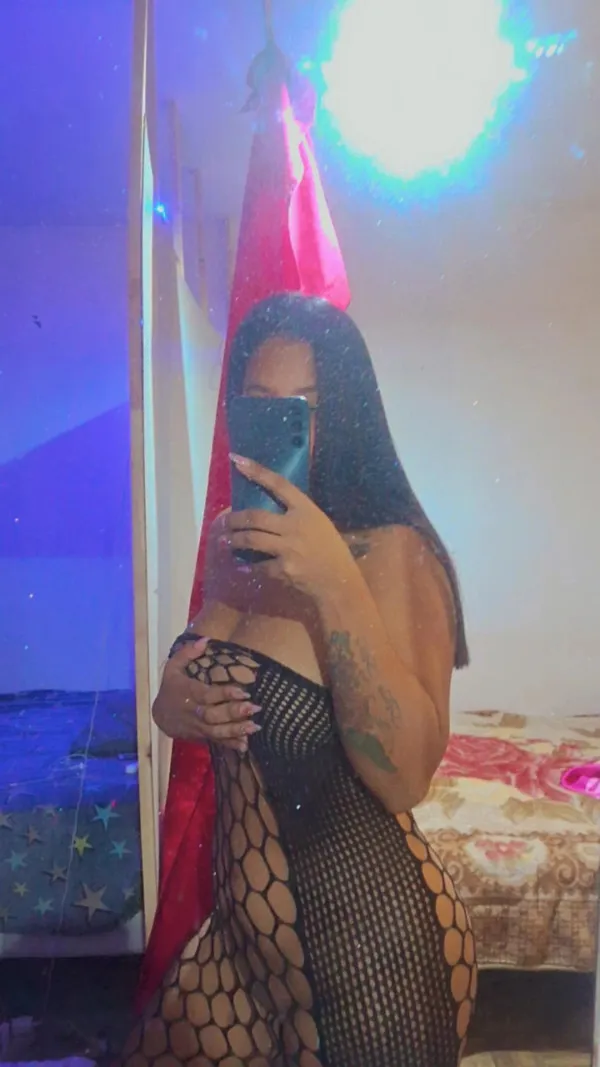 Dayanna Avatar Bg