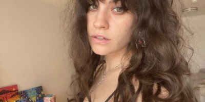 Je suis une belle femme disponible pour vous