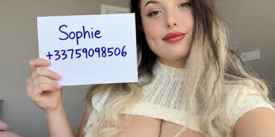 Sophie Bombe sexuelle 100 réelle 22 ans 95F naturel gros cul rebondi