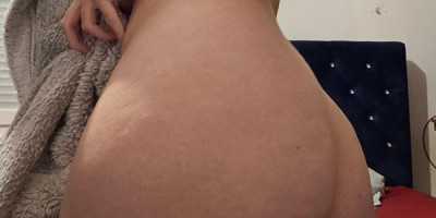 Jolie modèle disponible dans votre ville