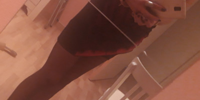 Jolie escorte blonde de passage sur manosque