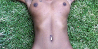 Jeunes filles belles et propres pour vous satisfaire