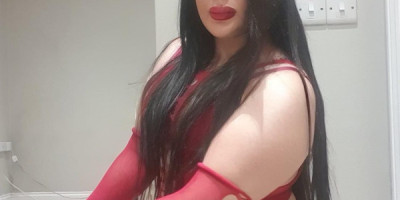 TRANSGENDER SEXY CURVES BIG ASS Available in London 44 7724875191