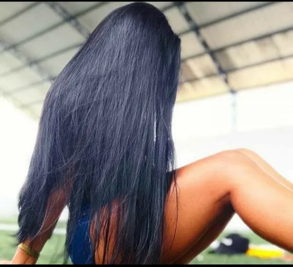 Larrisa Avatar Bg