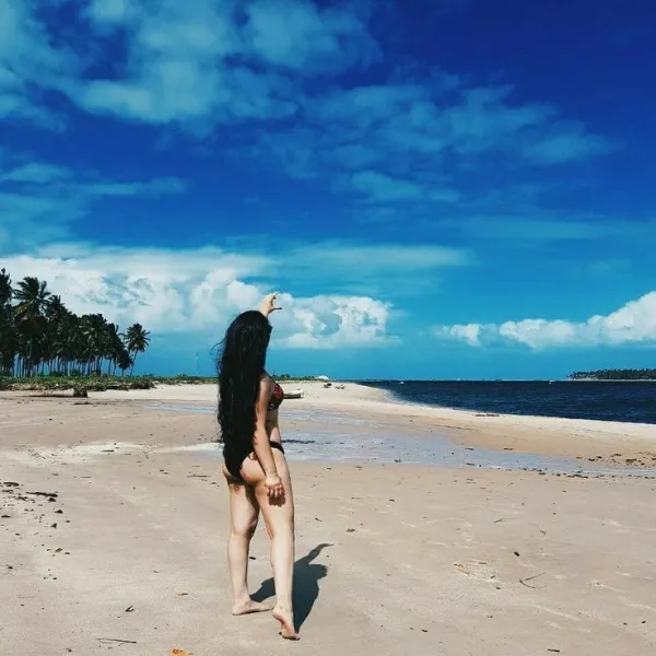 Emilly Avatar Bg