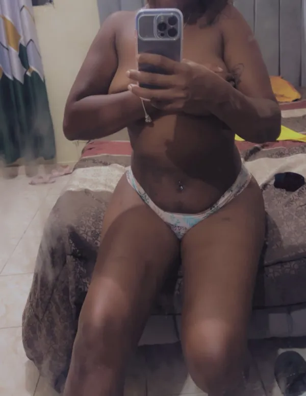 Morena Avatar Bg