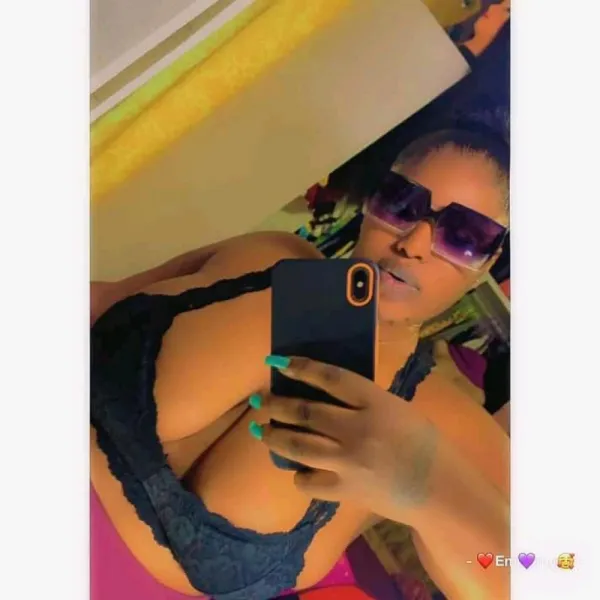 Monica Avatar Bg