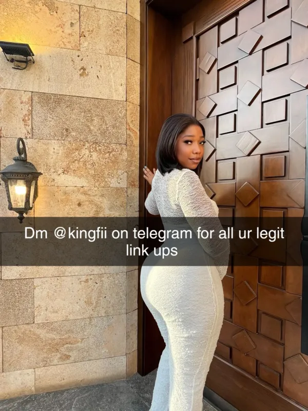 Ebony Hottie Avatar Bg