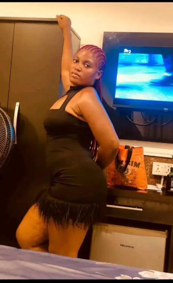 Ebony Hottie Avatar Bg