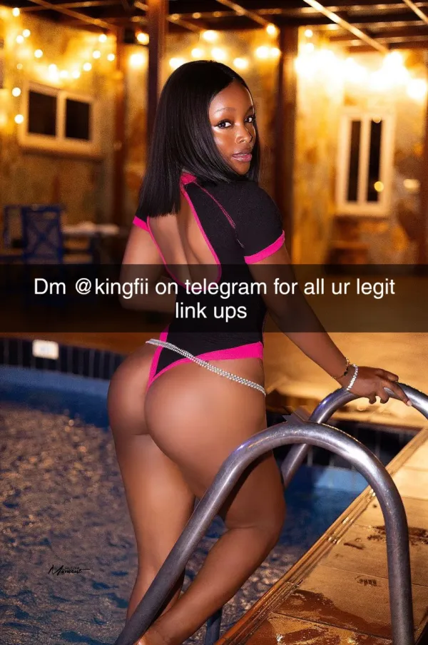 Ebony Hottie Avatar Bg