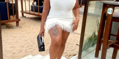 Slim curvy lady with big boobs available for doggy massage with happy