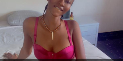 Spintex bisexual baddie available for hook ups and more