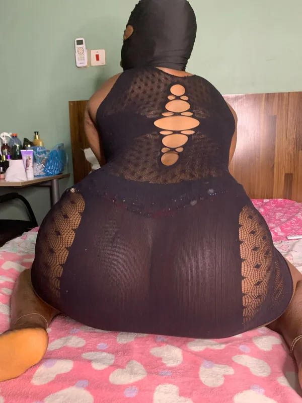 ROYAL LADY Avatar Bg