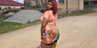 Kasoa baddie with the moves link up available