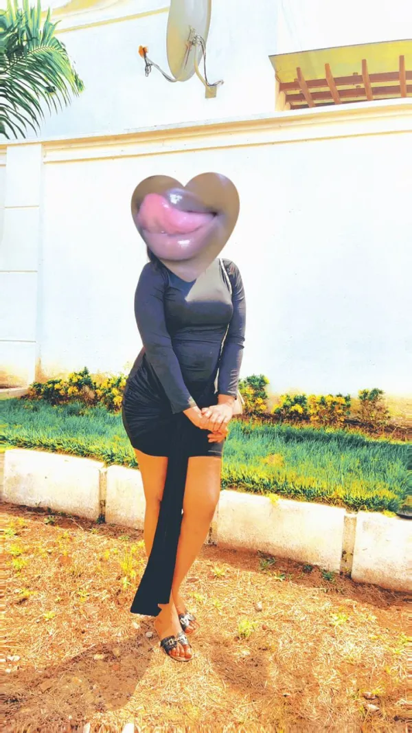 Queen Zina Avatar Bg