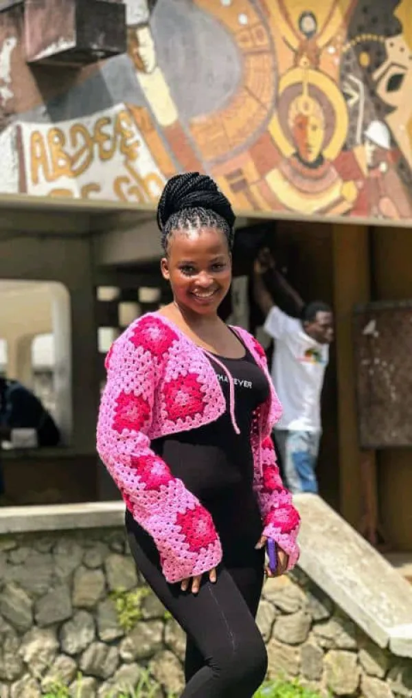 Elizabeth Abena Avatar Bg