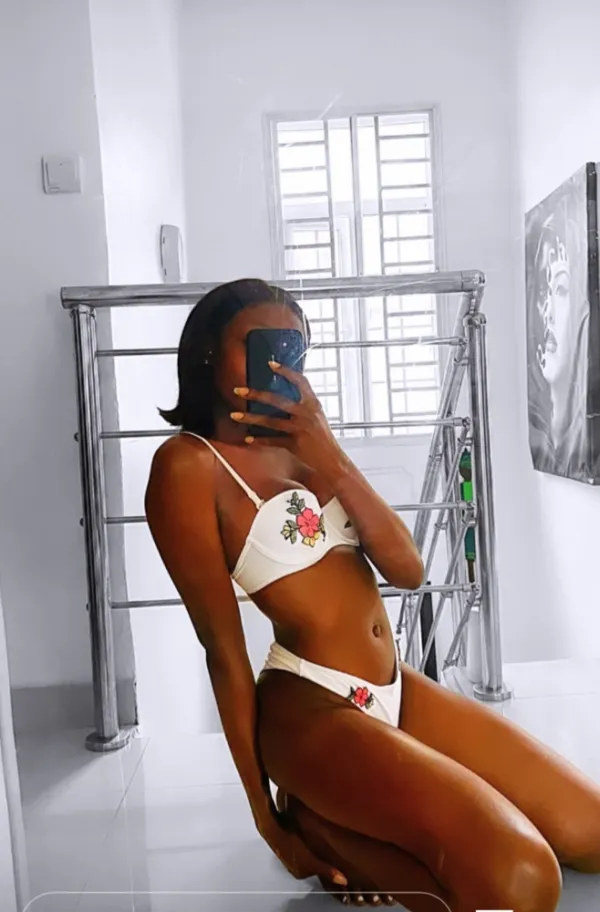 SexySkye Avatar Bg