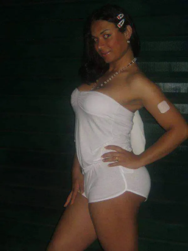 Jenifer Feruglio Avatar Bg