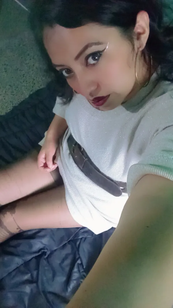 Ivanna Cifuentes Avatar Bg