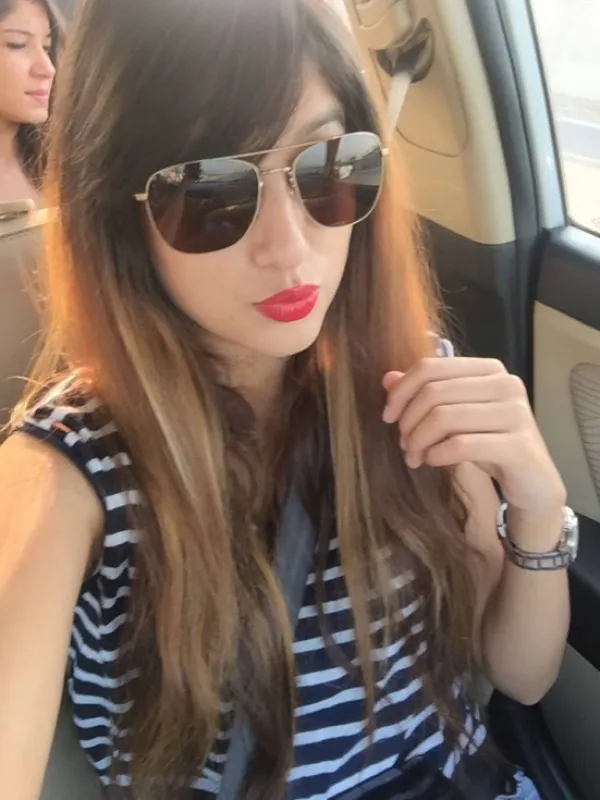 Modelgeeta Avatar Bg