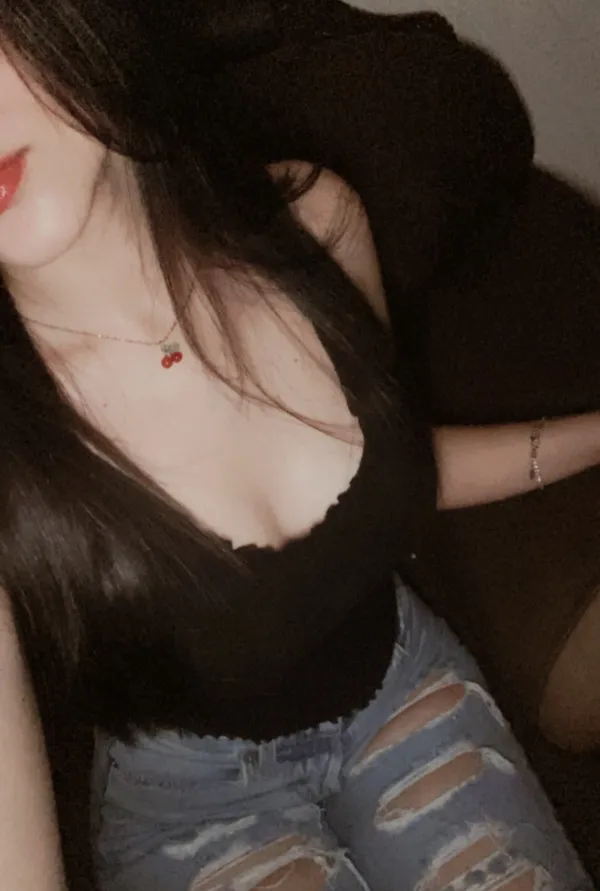 Angie Aguilar Avatar Bg